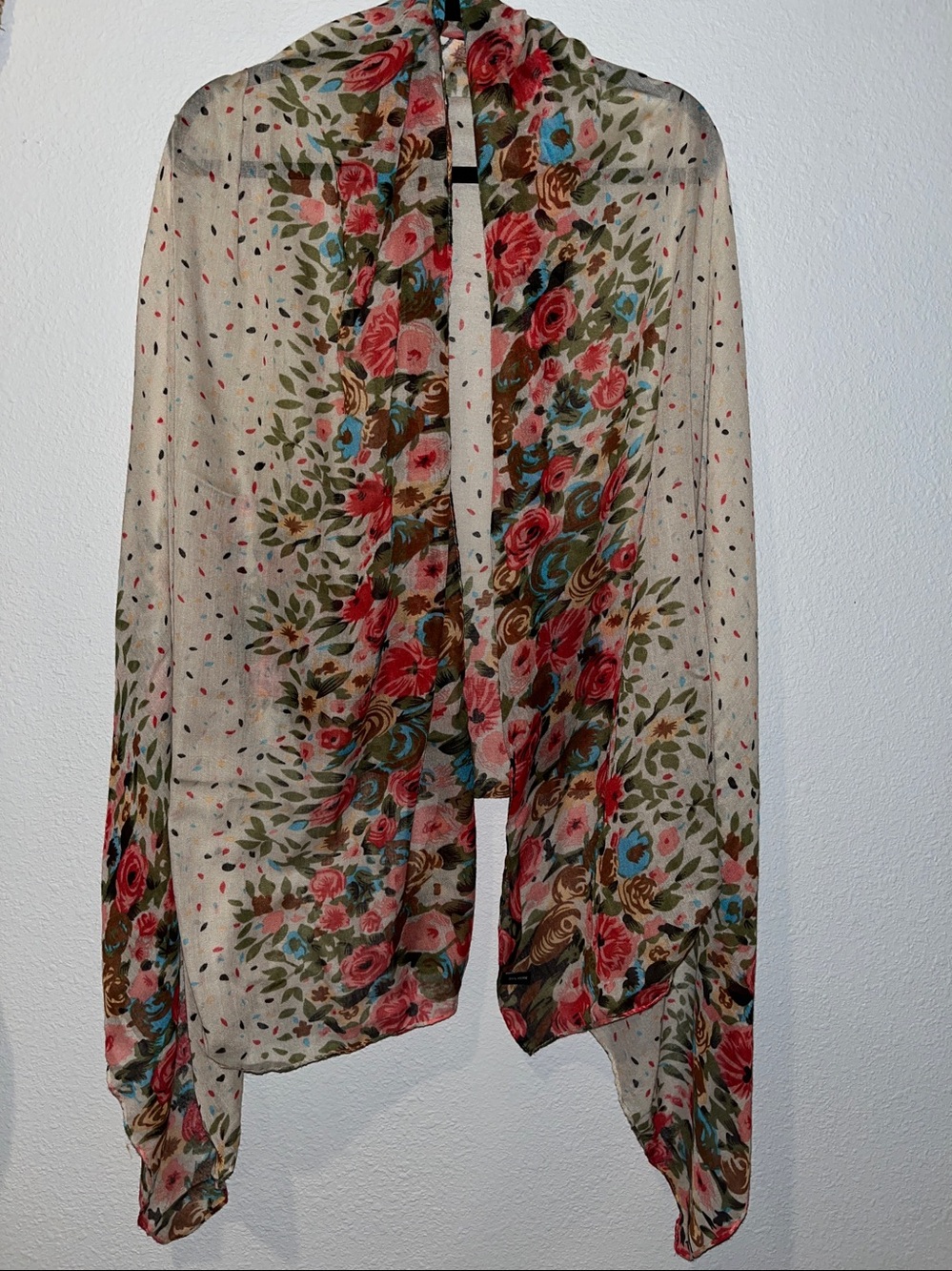 Floral Print Beige Pink oversized Wrap/Scarf/sarrong
36”X72”